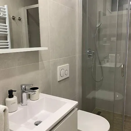 Apartament Cloe *
